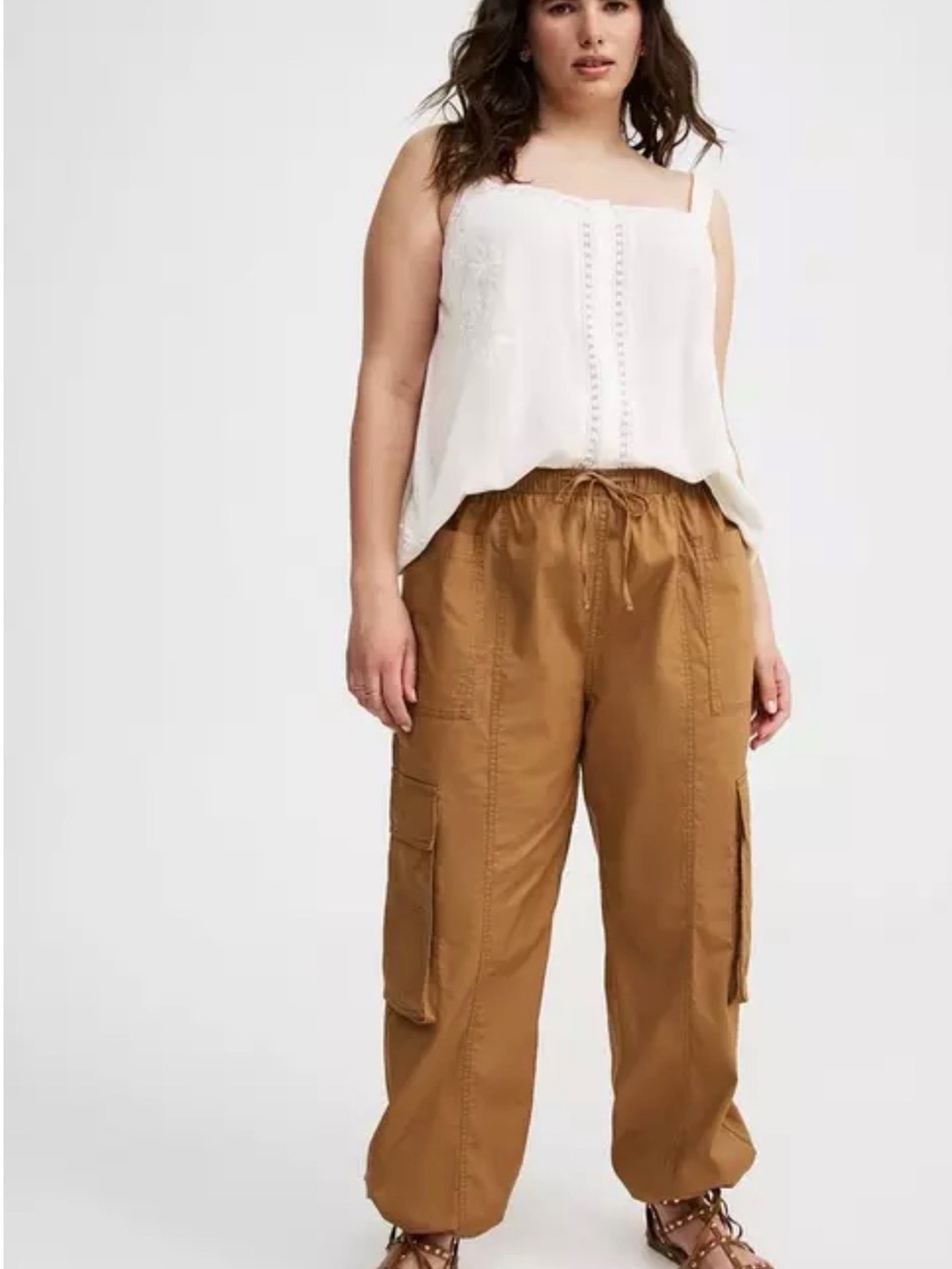 NWOT TORRID High-Rise Poplin Parachute Pant Size 2